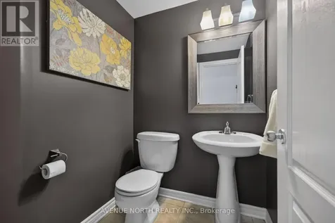 4223 Kelly Farm Drive Ottawa ON K1T 0A5