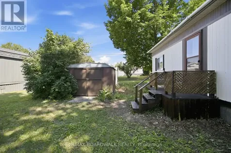 516 Maplegrove Road Carleton Place ON K7C 4R4