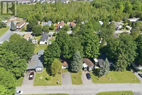516 Maplegrove Road Carleton Place ON K7C 4R4