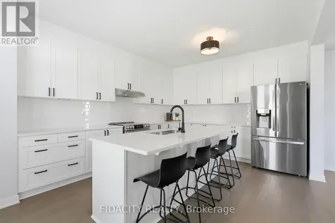 1002 Curraglass Walk Ottawa ON K2S 3A6
