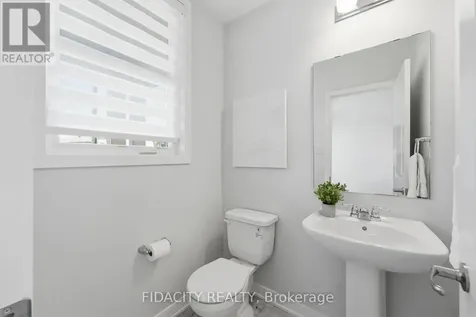 1002 Curraglass Walk Ottawa ON K2S 3A6