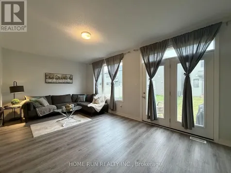 216 Billrian Cres Crescent Ottawa ON K2S 3A6