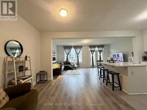 216 Billrian Cres Crescent Ottawa ON K2S 3A6