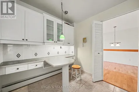 1171 Ambleside Drive Ottawa ON K2B 8E1