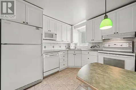 1171 Ambleside Drive Ottawa ON K2B 8E1