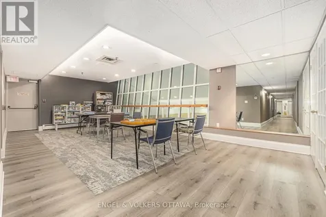 1171 Ambleside Drive Ottawa ON K2B 8E1
