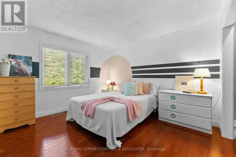 37 Selley Street Petawawa ON K8H 3G9