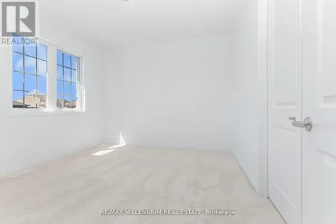 54 Gretzky Avenue Barrie ON L9J 1A8