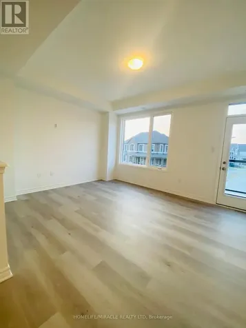20 Ennerdale Street Barrie ON L9J 1A2