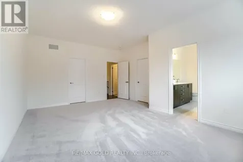 26 Del Grappa Street Caledon ON L7C 4L1