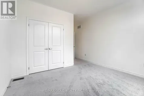 26 Del Grappa Street Caledon ON L7C 4L1