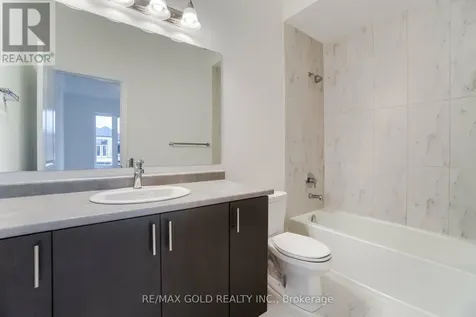 26 Del Grappa Street Caledon ON L7C 4L1
