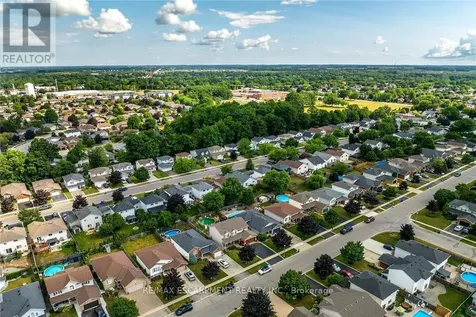 64 Caledonia Avenue Haldimand ON N3W 2M9