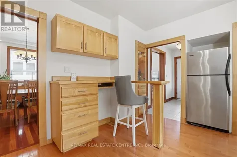 140 Peter Street Kitchener ON N2G 3K5