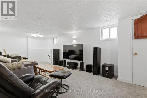 140 Peter Street Kitchener ON N2G 3K5