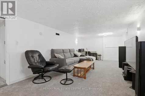140 Peter Street Kitchener ON N2G 3K5