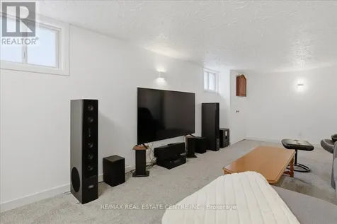140 Peter Street Kitchener ON N2G 3K5