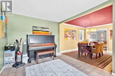 421 Greenwood Avenue Ottawa ON K2A 0X5