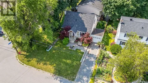 421 Greenwood Avenue Ottawa ON K2A 0X5