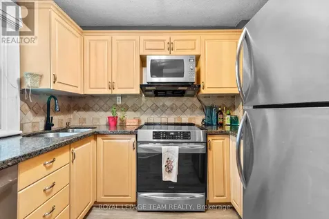 421 Greenwood Avenue Ottawa ON K2A 0X5