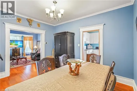 3 Brighton Avenue Brantford ON N3S 1V5