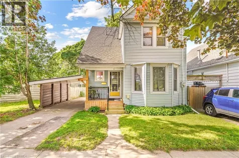 3 Brighton Avenue Brantford ON N3S 1V5