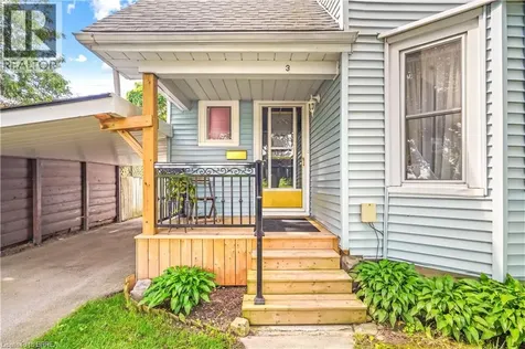 3 Brighton Avenue Brantford ON N3S 1V5
