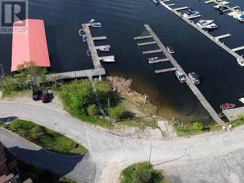 543 Lakeview Dr|between Kenora & Keewatin Kenora ON P9N 3P6