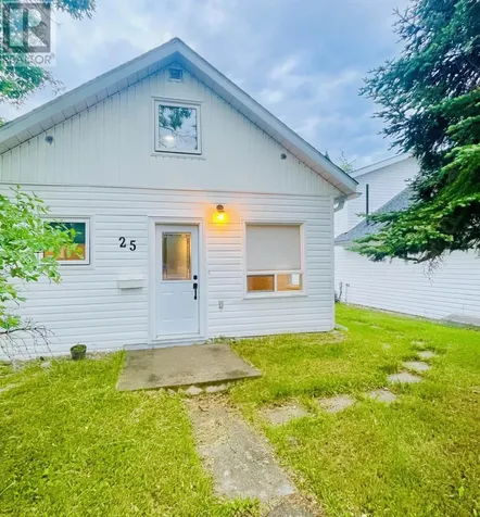 25 Casimir Avenue Dryden ON P8N 2G3
