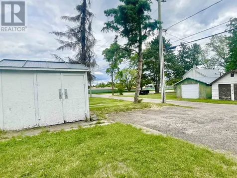 25 Casimir Avenue Dryden ON P8N 2G3