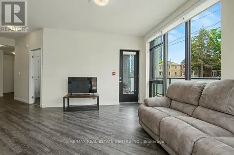 690 King Street West Kitchener ON N2H 5L8