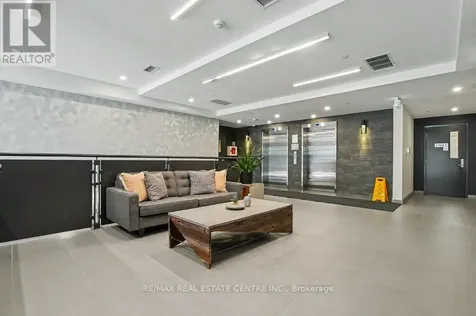 690 King Street West Kitchener ON N2H 5L8