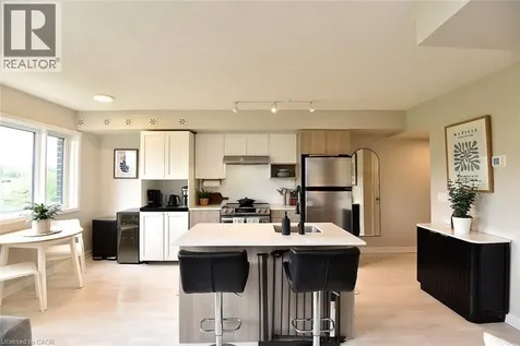 1135 Cooke Boulevard Burlington ON L7T 0C3