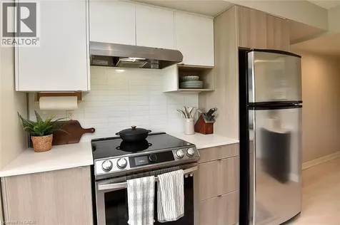 1135 Cooke Boulevard Burlington ON L7T 0C3
