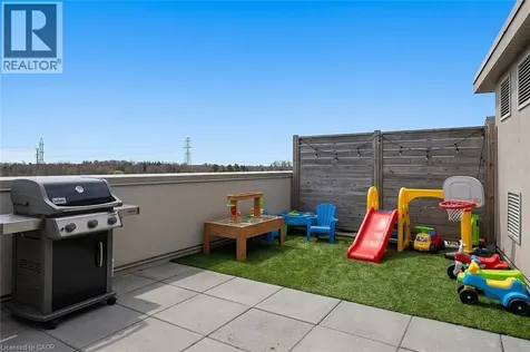 1135 Cooke Boulevard Burlington ON L7T 0C3