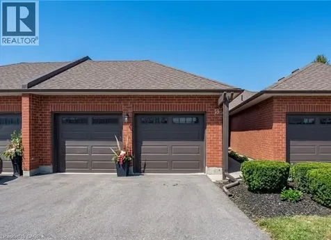 10 Isherwood Avenue Cambridge ON N1R 8L5