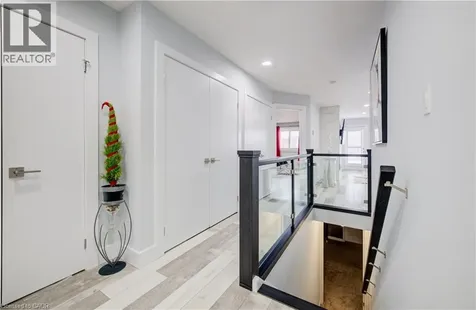 10 Isherwood Avenue Cambridge ON N1R 8L5
