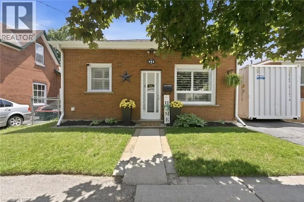 141 East Avenue Brantford ON N3S 3M3