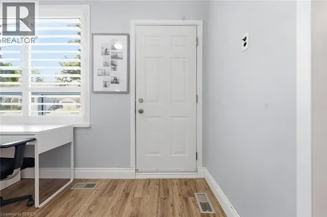 141 East Avenue Brantford ON N3S 3M3