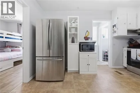 141 East Avenue Brantford ON N3S 3M3