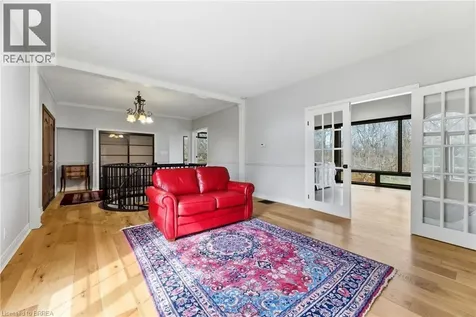 46 Tutela Heights Brantford ON N3T 1A1