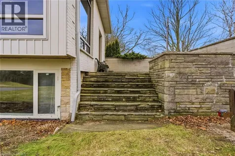 46 Tutela Heights Brantford ON N3T 1A1