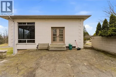 46 Tutela Heights Brantford ON N3T 1A1