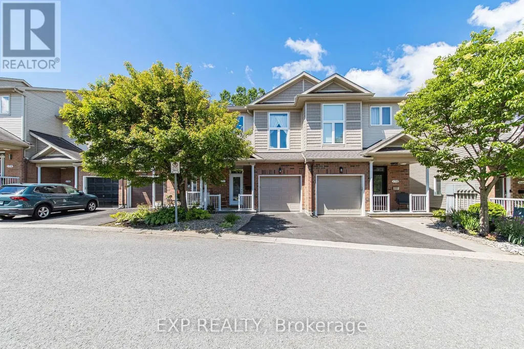 172 Parkrose Private Ottawa ON K4A 0N8