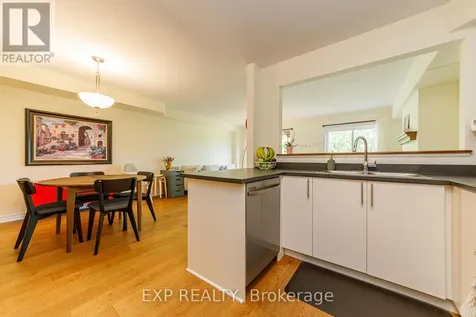 172 Parkrose Private Ottawa ON K4A 0N8