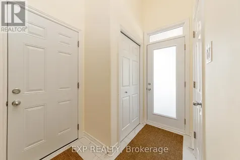 172 Parkrose Private Ottawa ON K4A 0N8
