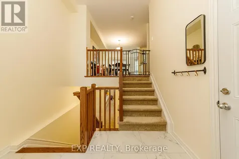172 Parkrose Private Ottawa ON K4A 0N8