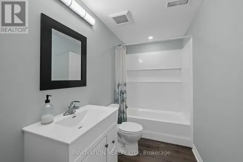 11 Bracewood Way Ottawa ON K2J 4Y3