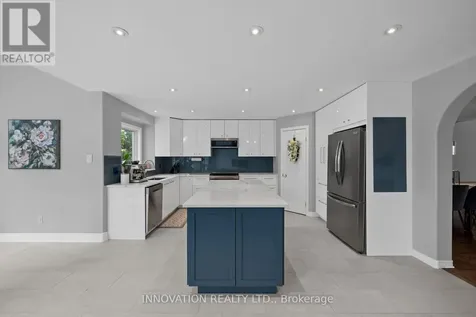 11 Bracewood Way Ottawa ON K2J 4Y3