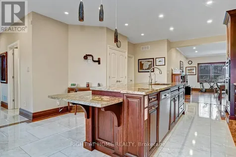 1271 Field Street Ottawa ON K2C 2P9